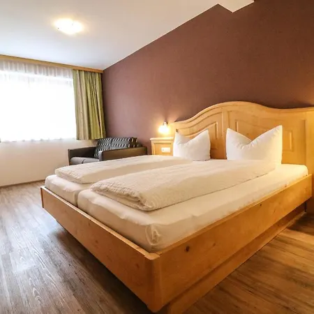 Hotter - Mit E-ladestation Semesterbostad